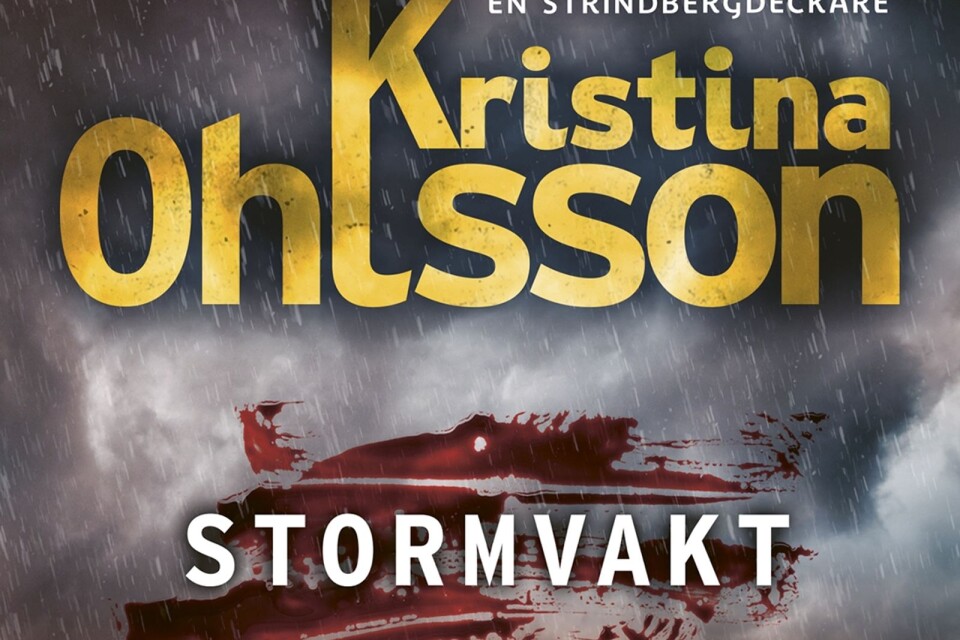 August Strindberg. Så heter huvudpersonen i Kristina Ohlssons nya deckarserie. Det visste Bengt-Erik Alm, Växjö, som vinner första delen, ”Stormvakt” i pocket. Grattis! Ny chans att vinna en pocket kommer i januari. Gott nytt år!