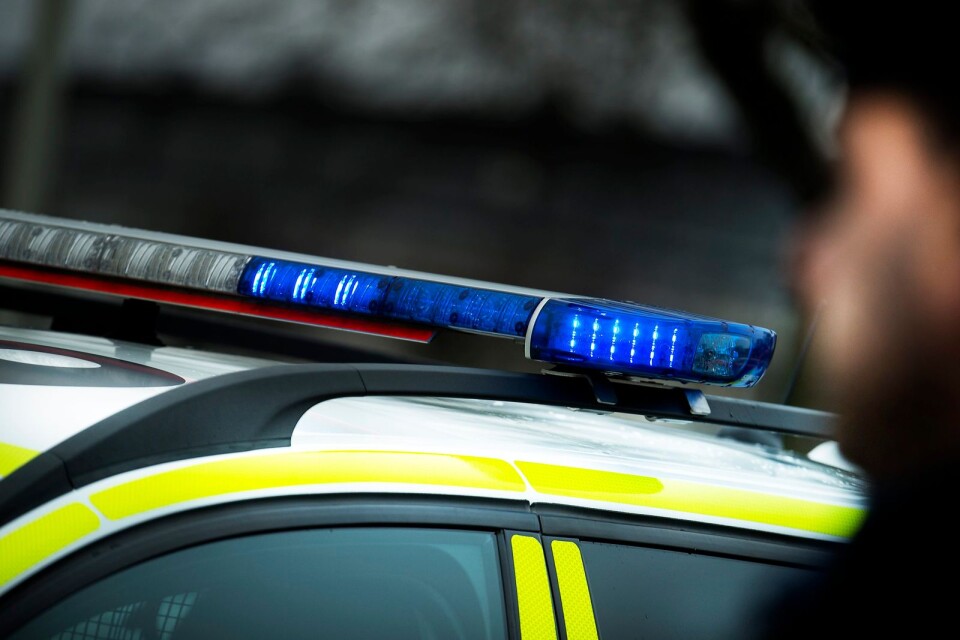 Polisen får nya ljusbågar med blått ljus på bilarna