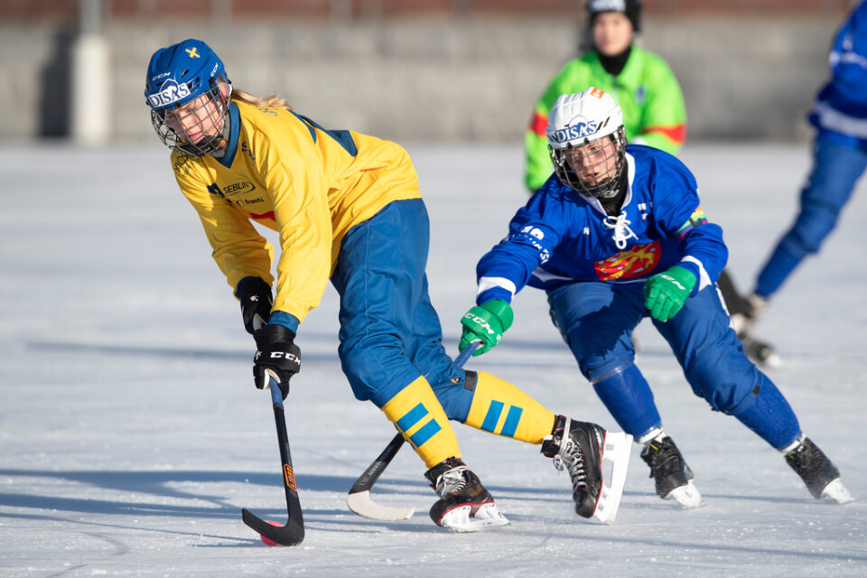 Sveriges Tilda Ström mot finländskan Joanna Nykänen i VM i Oslo.