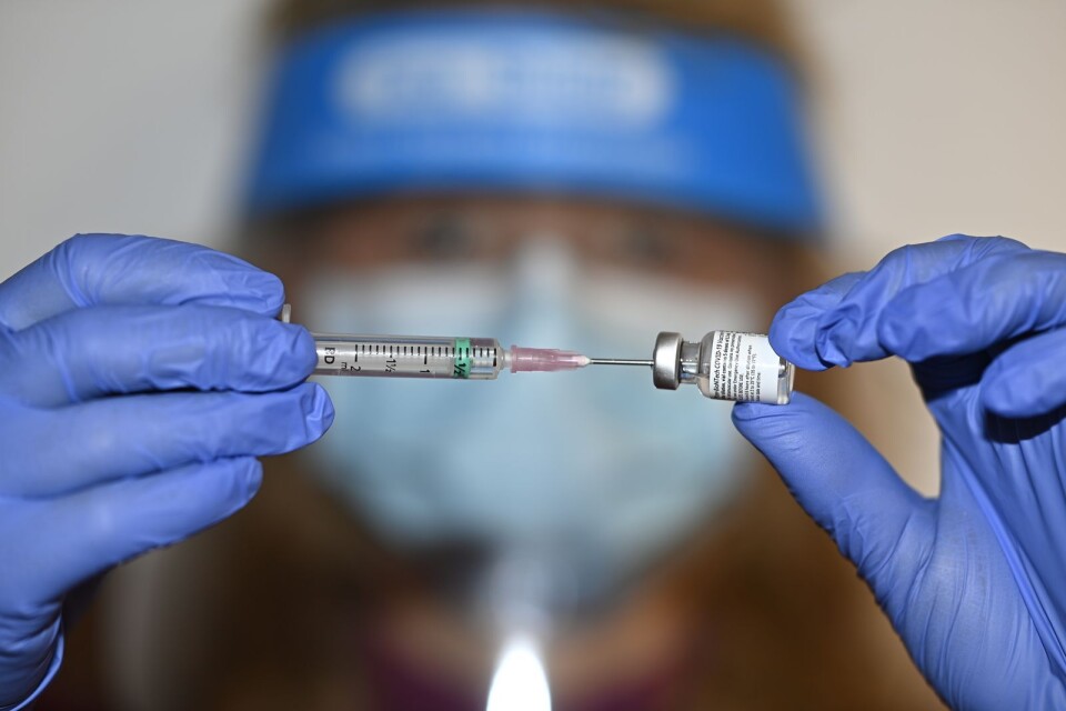 "I nuläget har i stället ett stort antal vaccinkandidater forskats fram på mindre än ett år.”