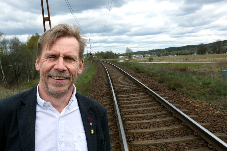 Peter Rosholm (S) har ägnat mycket tid åt planerna för en järnvägsstation i Bollebygd. Nu kan han komma att återgå till jobbet som lokförare.