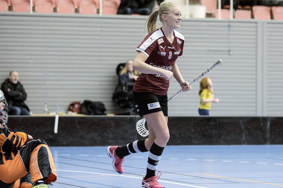 Frida Gustavsson var rejält i måltagen mot Skurup. Hela fem mål kom från Rökeforwardens klubba. FOTO: JÖRGEN JOHANSSON