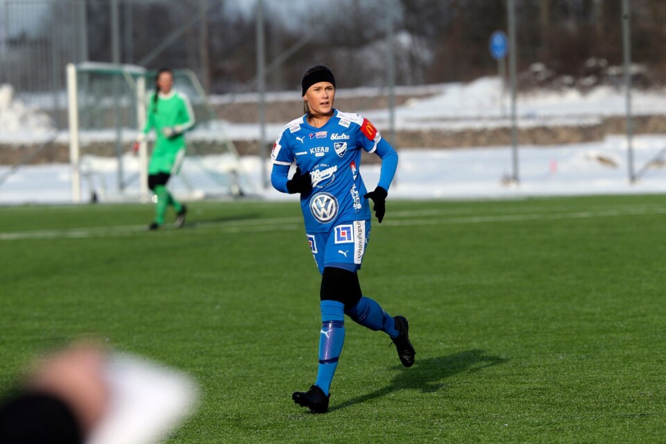 Unga talangen Frida Johansson gjorde på nytt en bra match när hon fick starta mot Växjö DFF.