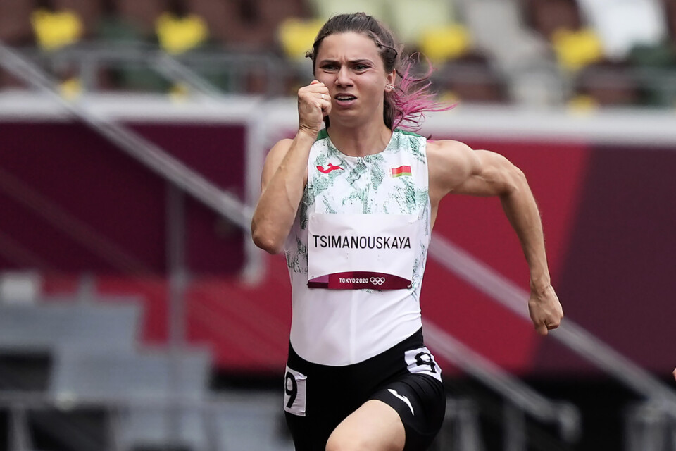Den belarusiske idrottaren Kristina Timanovskaja springer 100-meter tidigare under OS.