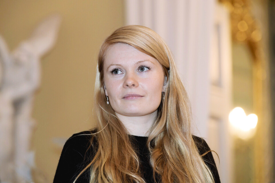 Saara Turunen har skrivit en roman om att debutera. Själv blev hon först sågad och sedan hyllad för sin debutbok. Arkivbild.