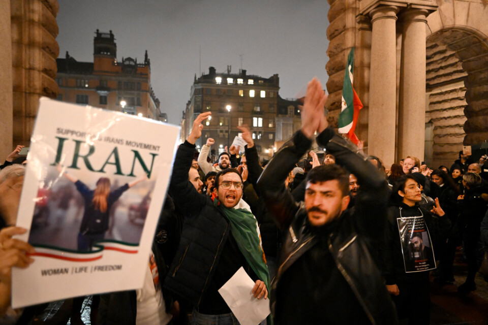 Stödprotester i Stockholm för de regimkritiska demonstrationerna i Iran.