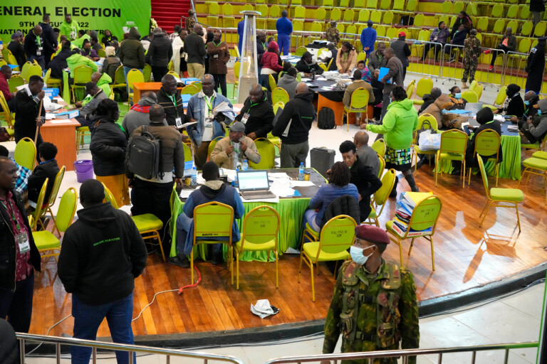 Långsam rösträkning ökar spänningar i Kenya