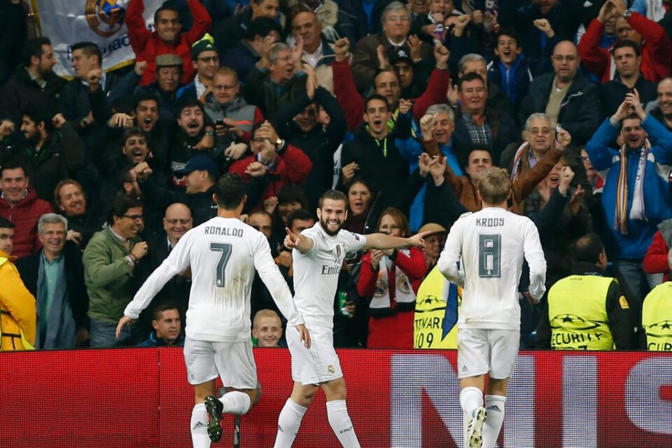 Paris SG hade chanserna. Real Madrid gjorde målet - och vann toppmötet i Champions League med 1-0. Första matchen var chansfattig, mållös och, ja, helt enkelt lite tråkigt. Mötet på Santiago Bernabéu var något helt annat - rent av motsatsen till vad Cha