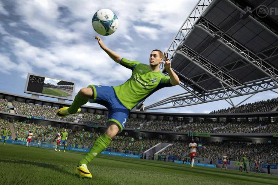 Amerikanen Clint Dempsey illustrerar detaljrikedomen i Fifa 15. De mest kända spelarna i återges med minutiös noggrannhet. FOTO: EA SPORTS