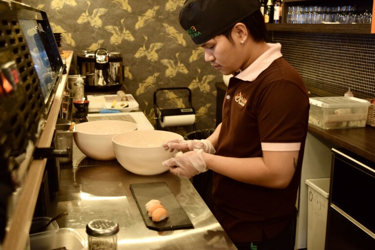 Sushi-kedja flyttar in på asiatiska krogen: ”Blev tvingade att tänka utanför boxen”