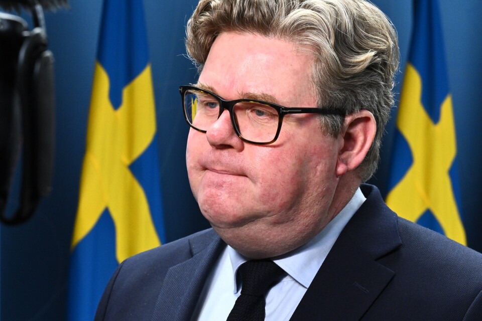 Justitieminister Gunnar Strömmer, moderaterna, är lite oklar om sin roll i Löfvingaffären.