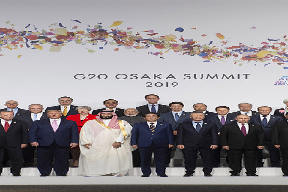 Den stora gruppbilden på världsledarna vid G20-mötet i Osaka.