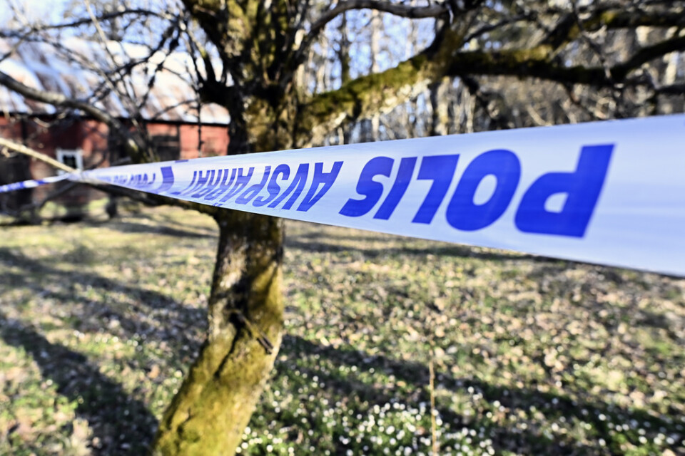 En man hittades död i en bostad i Eksjö kommun i helgen.