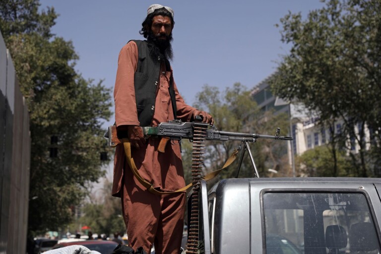 Olofströmsfamilj flydde talibanerna - sitter nu fast i Kabul