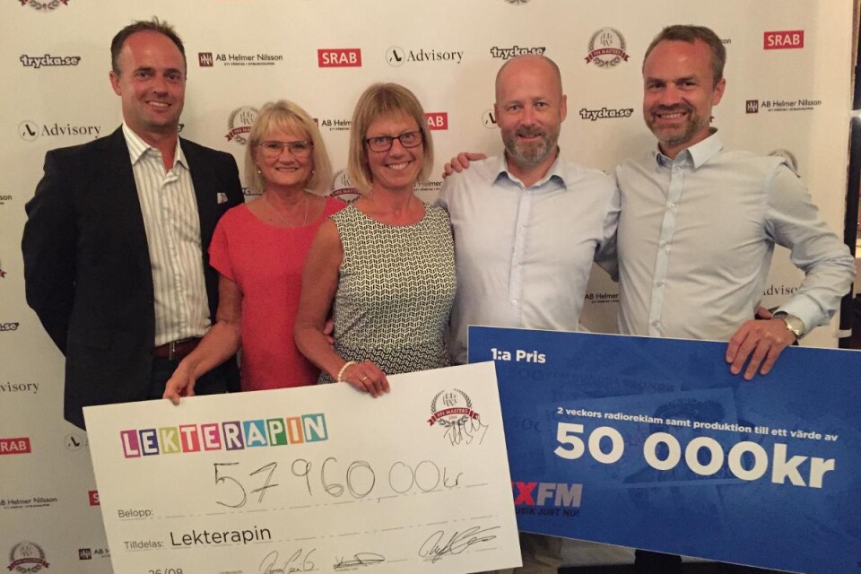 Vinnare av golfen: Lag Ecosign och Lekterapin från Växjö Lasarett. Foto: Emma Koivisto