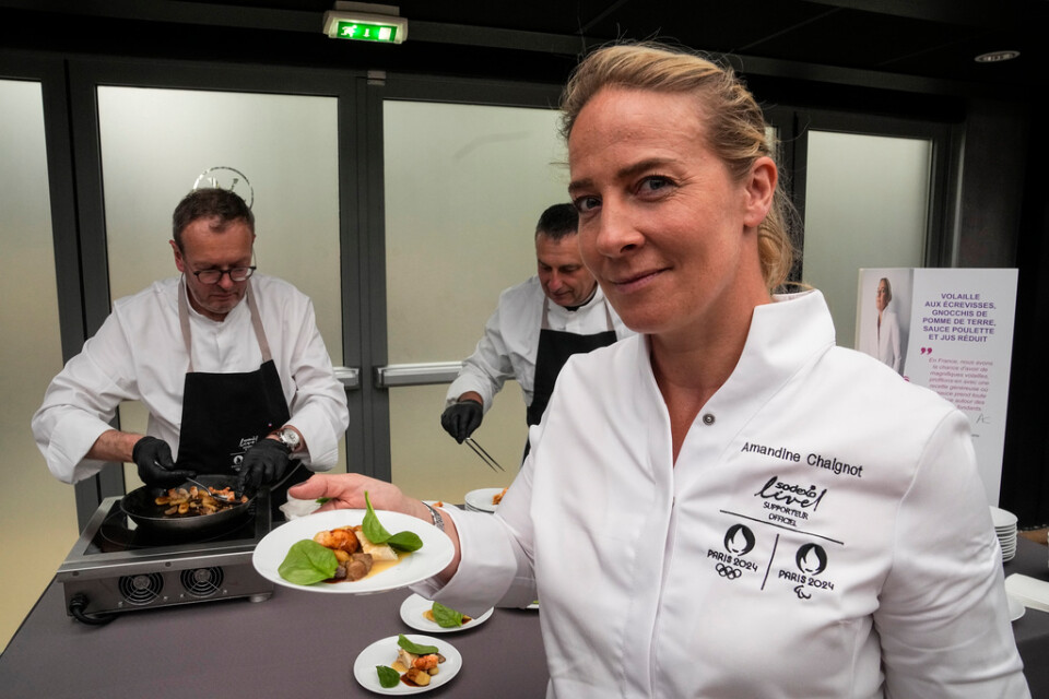 Den prisade kocken Amandine Chaignot är en av tre franska stjärnkockar som ska bidra till att göra menyn för deltagarna i OS i Paris lite mer grön och lite mindre dominerad av rött kött. Arkivbild.