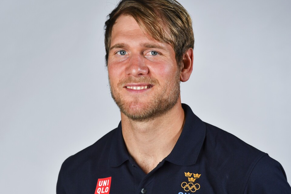 Seglaren Max Salminen är en av Sveriges två fanbärare på OS-invigningen i Tokyo.