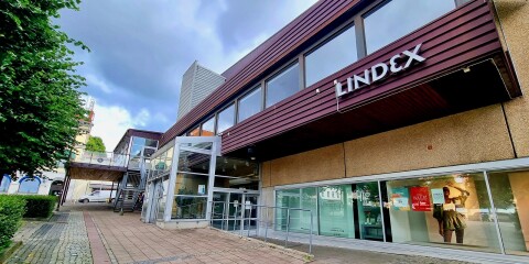 Lindex har meddelat fastighetsägaren att man avvecklar butiken i Ronneby. Kedjan fortsätter med strategin att ha färre fysiska butiker runt om i landet.
