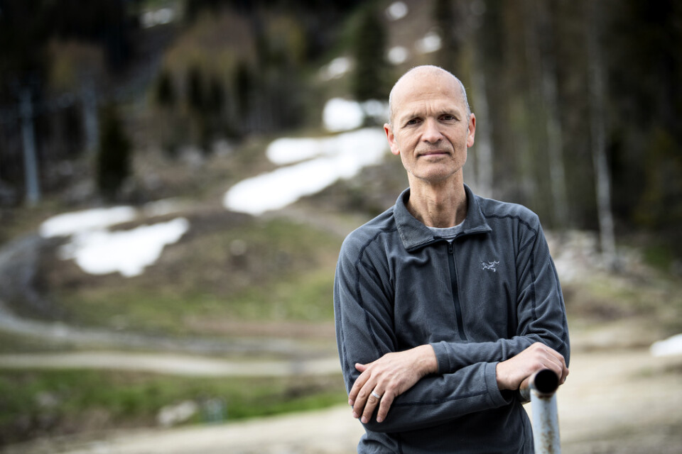Lars Ek Lööv, ägare till Järvsö Bergscykelpark och Järvsö Bergscykelhotell, säger att det känns skakigt, eftersom man inte vet hur sommarsäsongen blir.