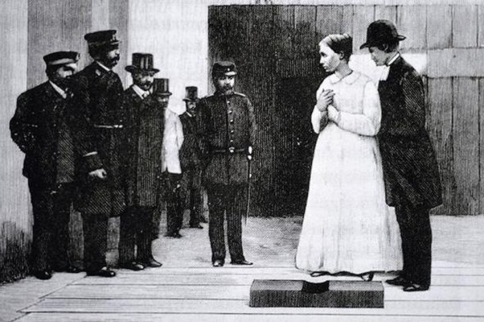 Den 7 augusti 1890 avrättades Anna Månsdotter på fängelsegården i Kristianstad. Hon var den sista kvinnan att avrättas i Sverige.