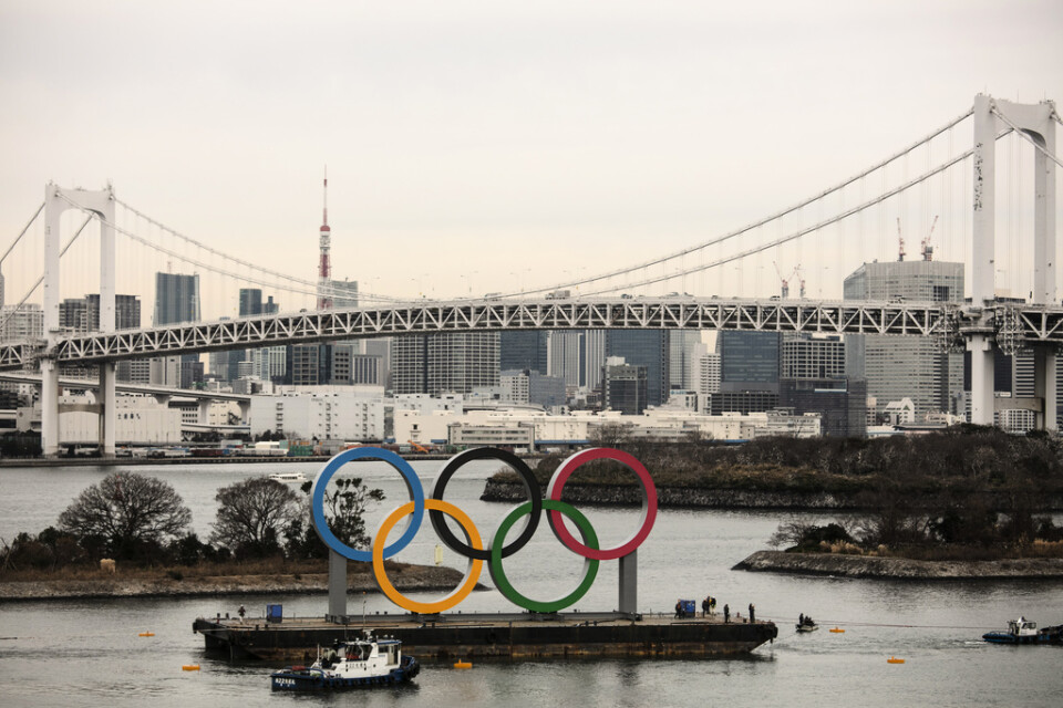 Ringar på pråm. Tokyo högtidlighåller i nästa vecka att det är sex månader till OS-invigningen.