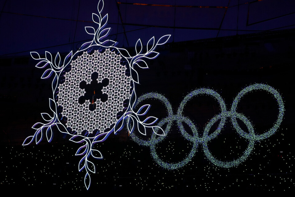 Den olympiska elden släcktes i Peking.