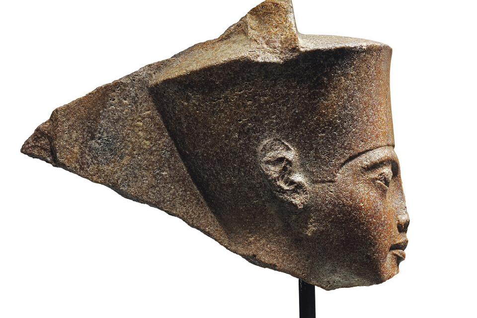Tutankhamun-huvudet i brons såldes på autkionshuset Christie's i London förra veckan.