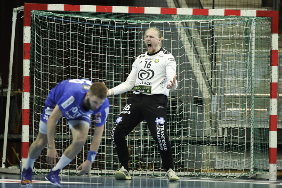 Sävehofs målvakt Bertram Obling, här i den första finalmatchen, svarade för många räddningar i den andra SM-finalen mot Skövde.