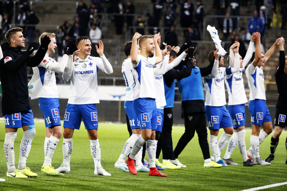Spelarna i IFK Norrköping är beredda att gå ned i lön för att få ha kvar ledaren Mikael Hansson. Arkivbild.