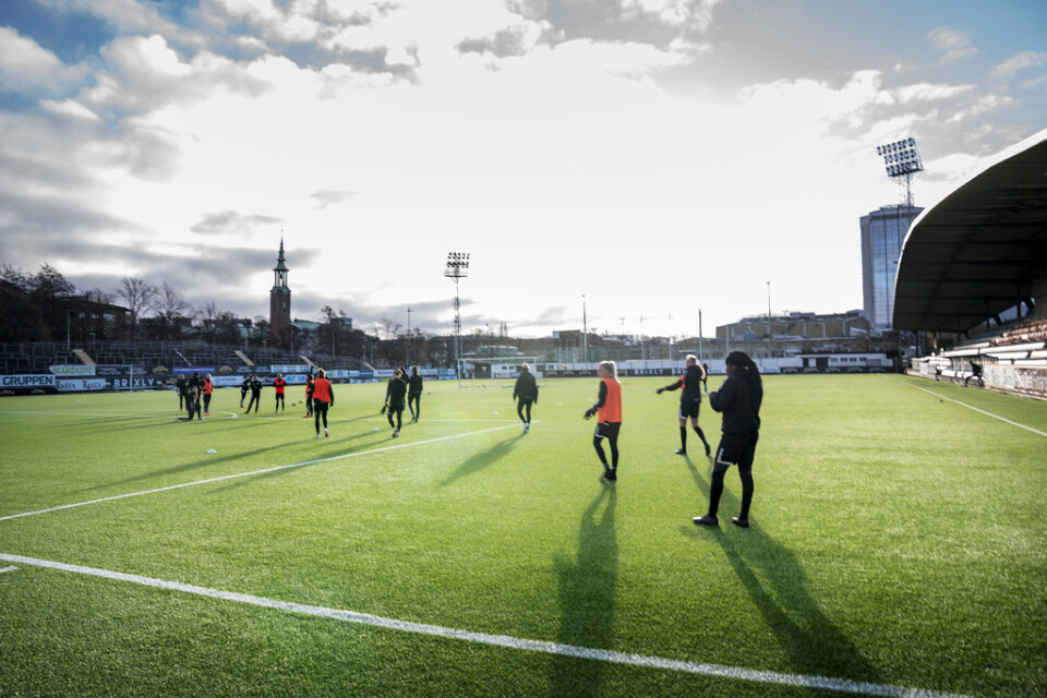 Göteborg FC tränade på torsdagen som vanligt på Valhalla IP. Framöver är det dock Häcken och Hisingen som gäller för mästarklubben.