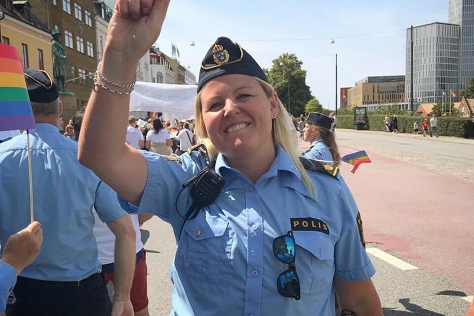 Terese ”Tess” Lago är uppväxt i Oskarshamn och Ljungbyholm, men arbetar numera som polis i Malmö. På måndag inviger hon Kalmarsund pride och senare i veckan föreläser hon både i Oskarshamn och Kalmar om hatbrott.