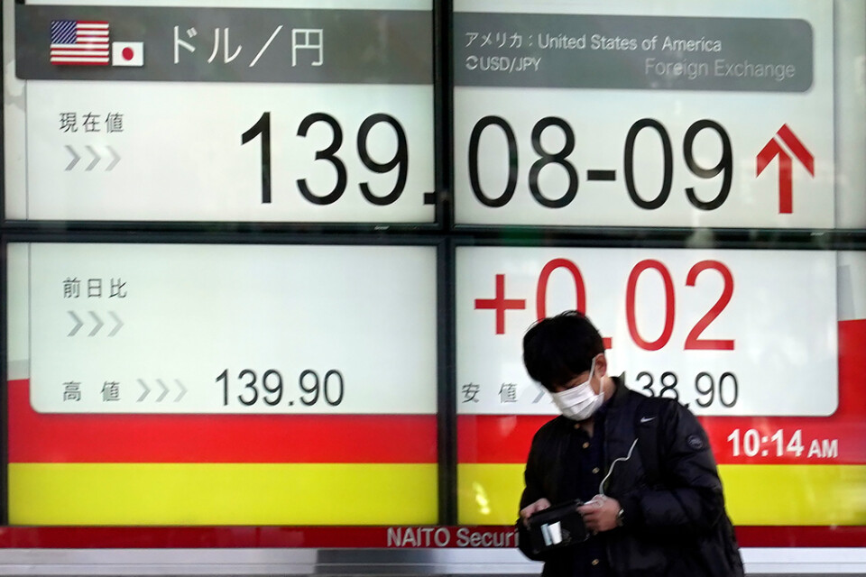 Tokyobörsen rörde sig svagt uppåt i förmiddagshandeln. Arkivbild
