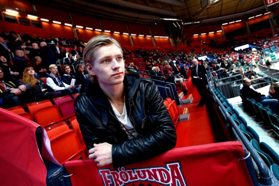 Kristoffer Gunnarsson har ytterligare två år med Frölunda att se fram emot.