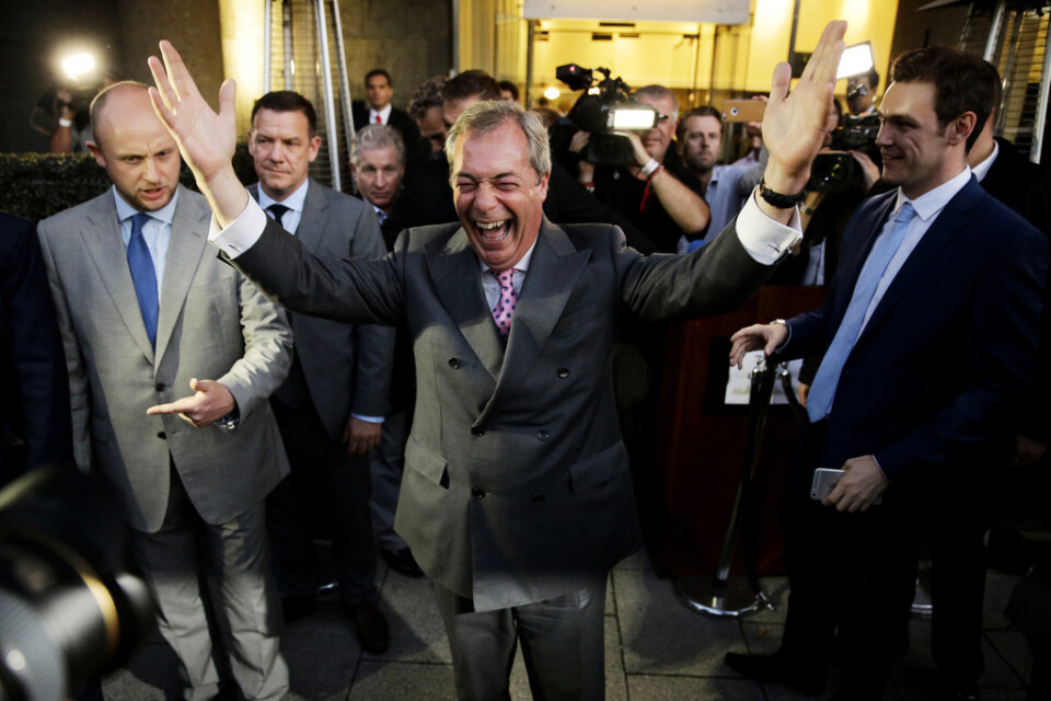 Ärkebrexitören Nigel Farage har med två olika partier – först Ukip, sedan Brexitpartiet – tryckt på i brexitdebatten. Hans glädje var stor efter folkomröstningen i juni 2016. Arkivfoto.