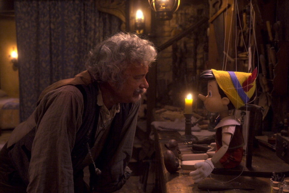 Gepetto och Pinocchio i Disneys nyversion. Pressbild.