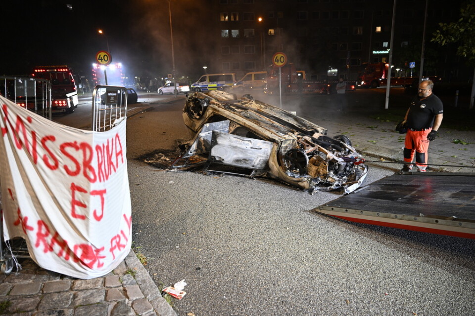 Ett 20-tal bilar sattes i brand i samband med upploppet i Rosengård i början av september. Arkivbild.