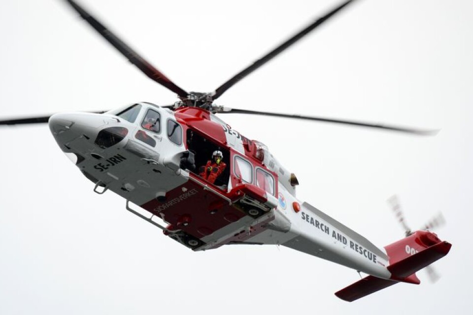 Helikopter användes i sökandet efter den försvunne mannen.