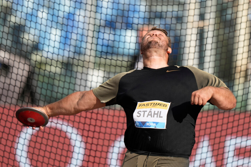 Daniel Ståhl nådde drygt 65 meter i Diamond League-galan i Rom och slutade trea.