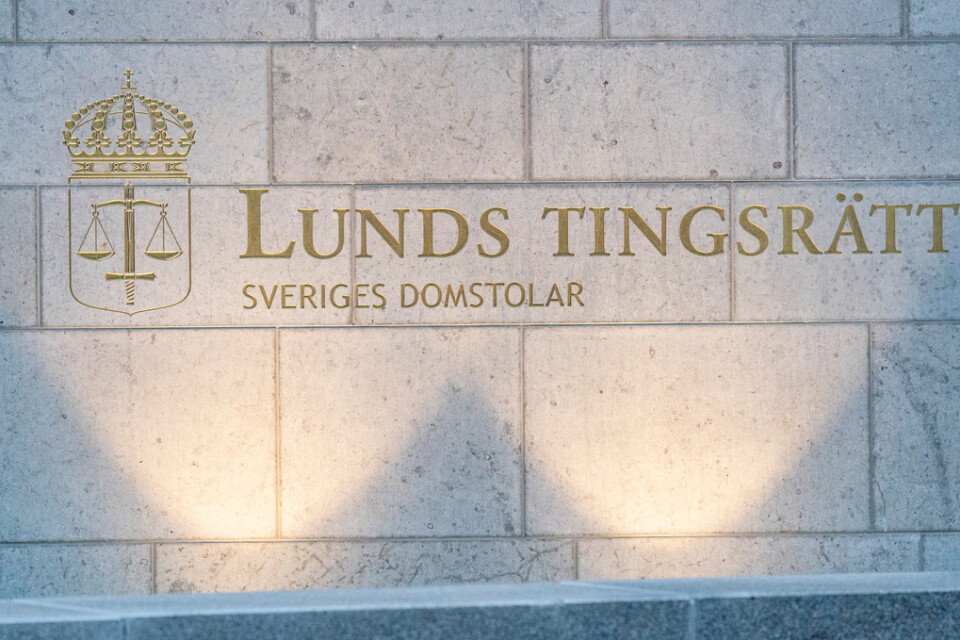 Lunds tingsrätt dömer två män till fängelse för grov misshandel av en man utanför Högevallsbadet i Lund förra sommaren. Arkivbild.
