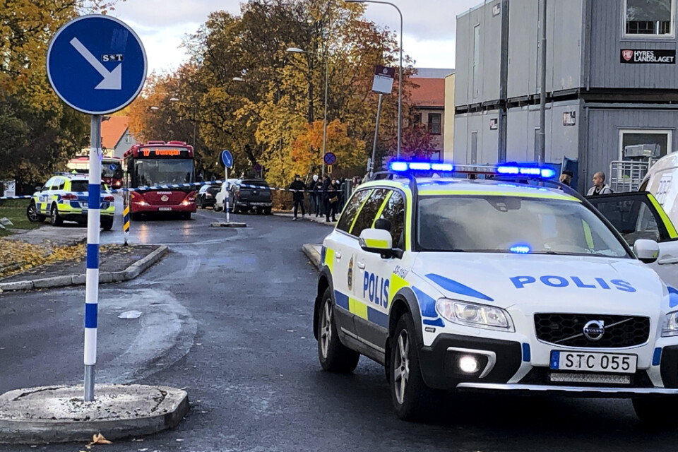 En man har gripits misstänkt för mordförsök i Spånga i nordvästra Stockholm.