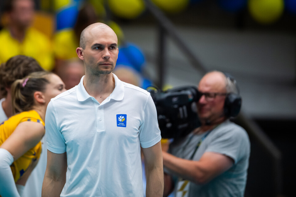 Det svenska volleybollandslagets förbundskapten Lauri Hakala missar EM av personliga skäl. Arkivbild.
