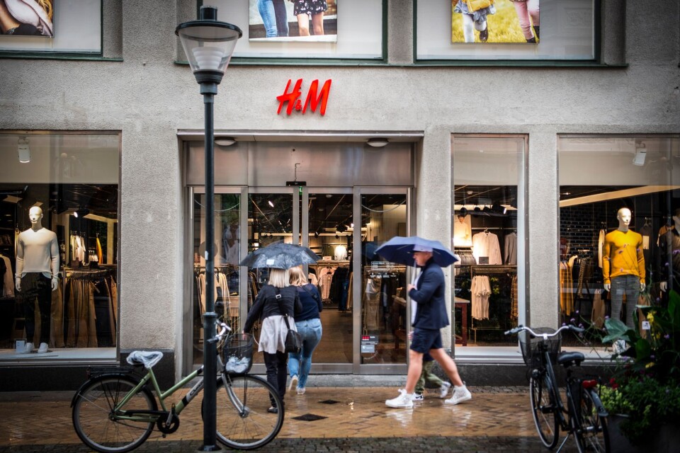 Allt fler butiker i centrum stänger. H&M och Royal Design är på väg att stänga. Föreningen Handelsstaden Kristianstad har kallat till akut möte.