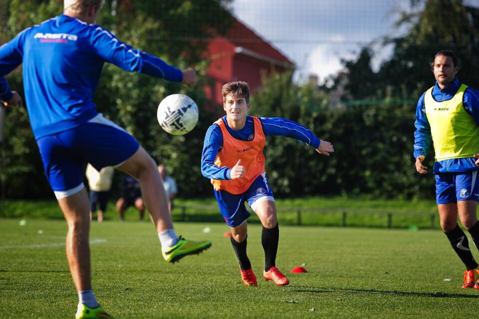 TFF:s Denis Malovic lånas ut till division fyra-laget ÖT Smygehuk. Men 20-åringen kommer fortsatt att träna med TFF och även spela med klubbens U21-lag. Foto: Sara Johari