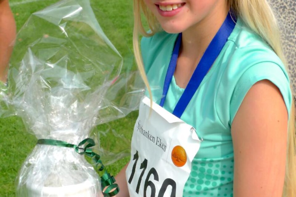 Tolvåriga Emilia Owesson från Åryd var snabbast sin klass där deltagarna sprang 2,3 kilometer.
