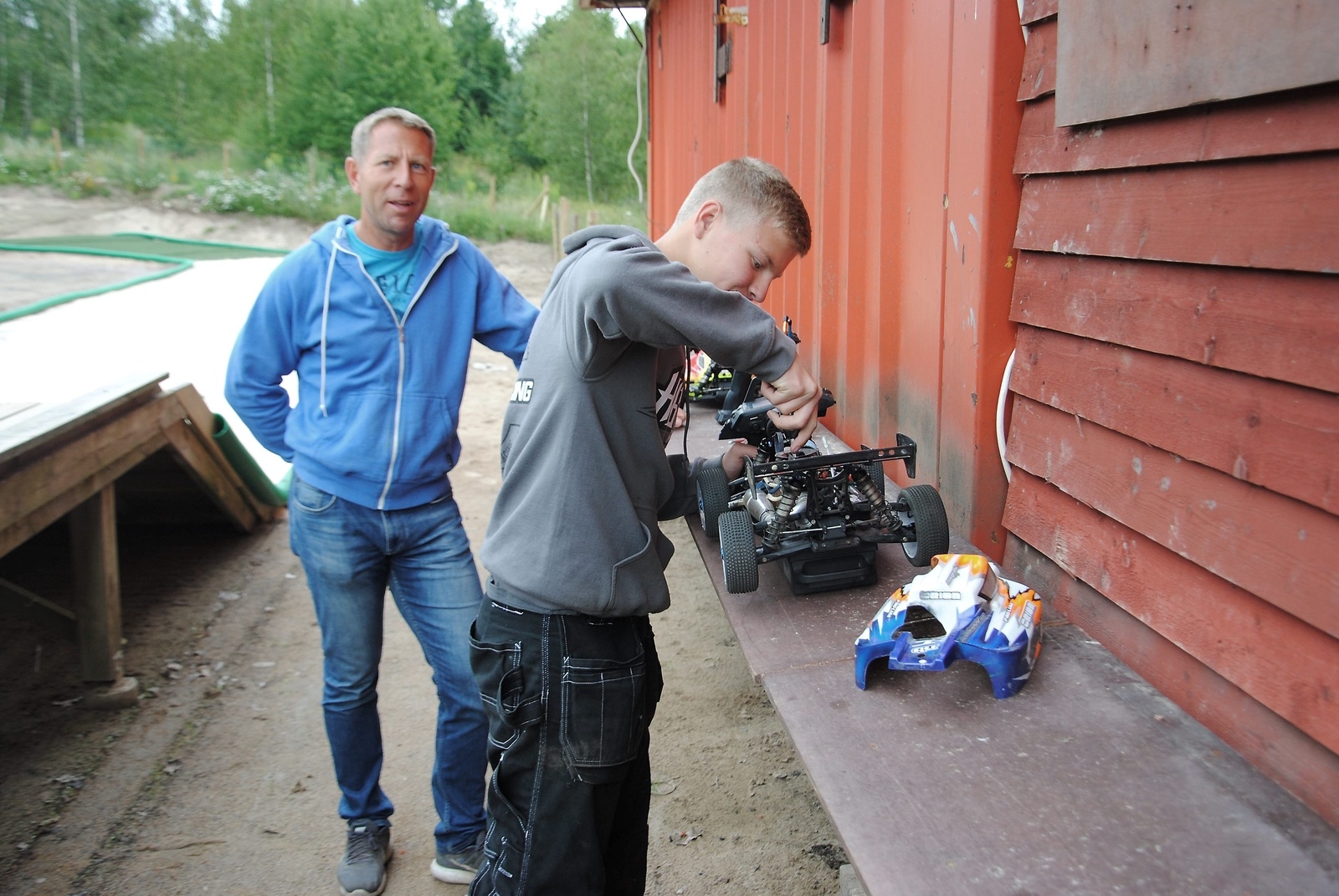 Klubben har även ett komplett startpaket med elbil och radio.                                                                          Foto: Stefan Olofson