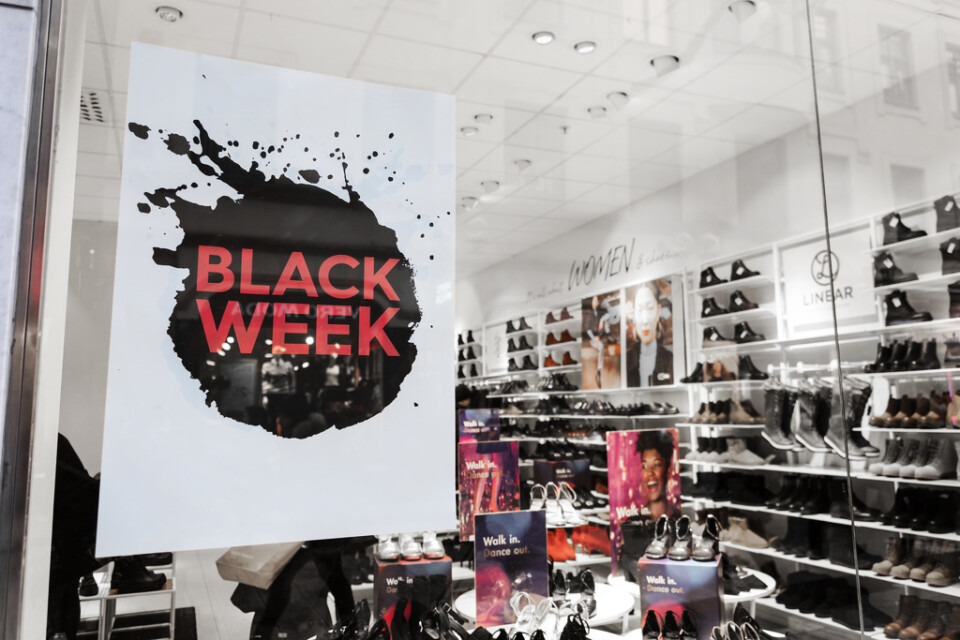 Black Friday är fortsatt störst, men mest ökar köpen dagarna före fredag, under den så kallade Black Week. Arkivbild.