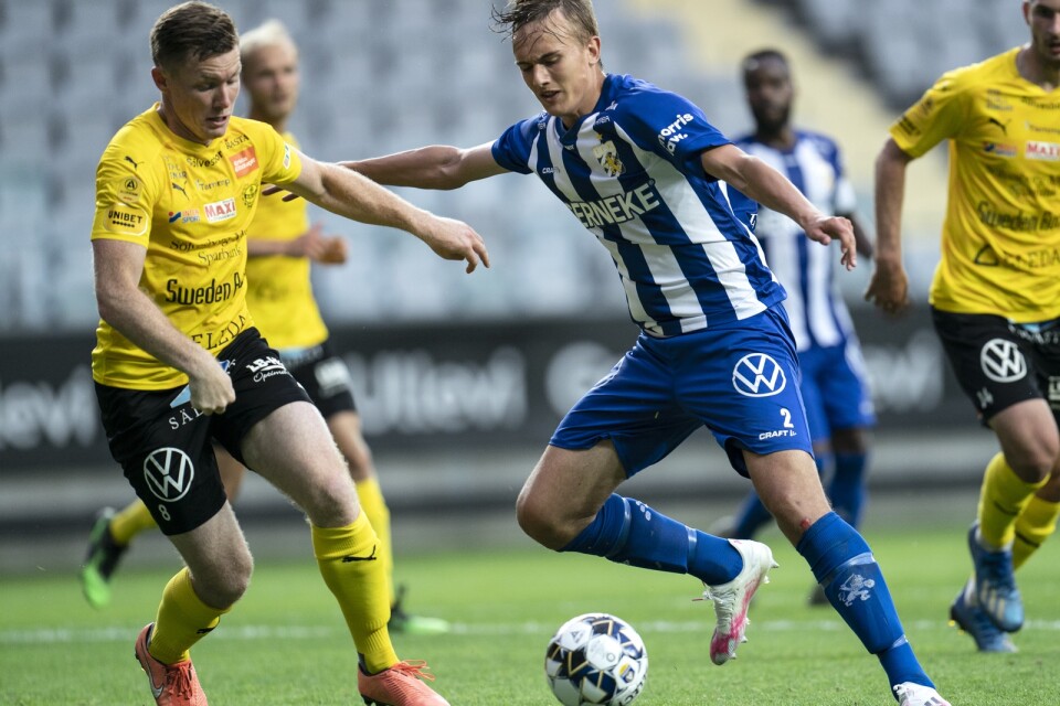 IFK Göteborgs Jesper Tolinsson, till höger, flyttar till Lommel i den belgiska ligan i sommar. Arkivbild.