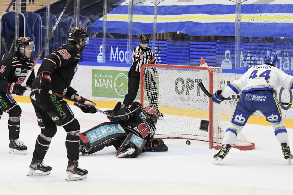 Leksand och Örebro möts i SM-kvartsfinalerna i ishockey.