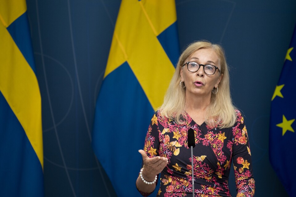 Skolinspektionens generaldirektör Helene Ängemo uppmanar skolhuvudmännen att ta krafttag för att bryta negativa spiraler inom skolan.