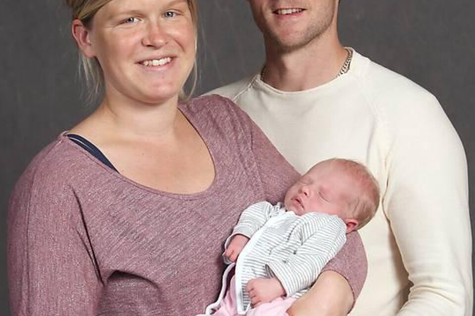 Johanna Johansson och Robert Salomonsson fick den 8 maj en dotter, Ellen, som vägde 3 255 g och var 50 cm.